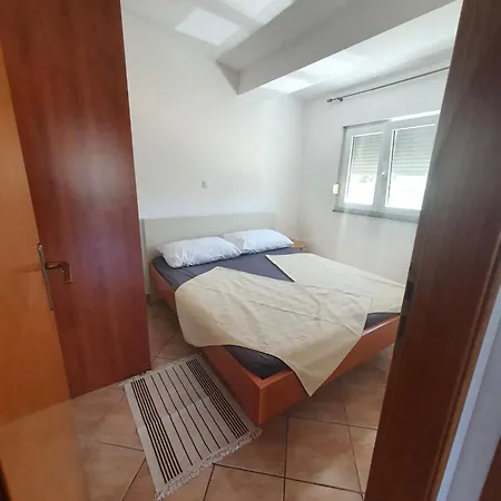 Buba Apartment *